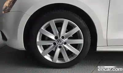 Volkswagen Jetta 2013 2.0 гидро в Москве № 1424117, миниатюра 5