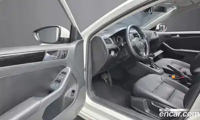 Volkswagen Jetta 2013 2.0 гидро в Москве № 1424117, миниатюра 10
