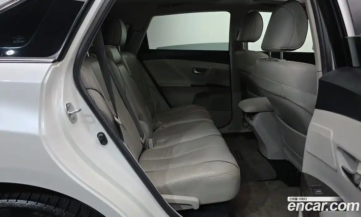 Toyota Venza 2013 3.5 гидро в Москве № 1424526, фото 11