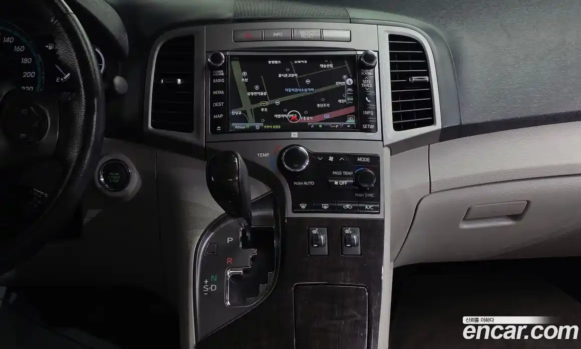 Toyota Venza 2013 3.5 гидро в Москве № 1424526, фото 12