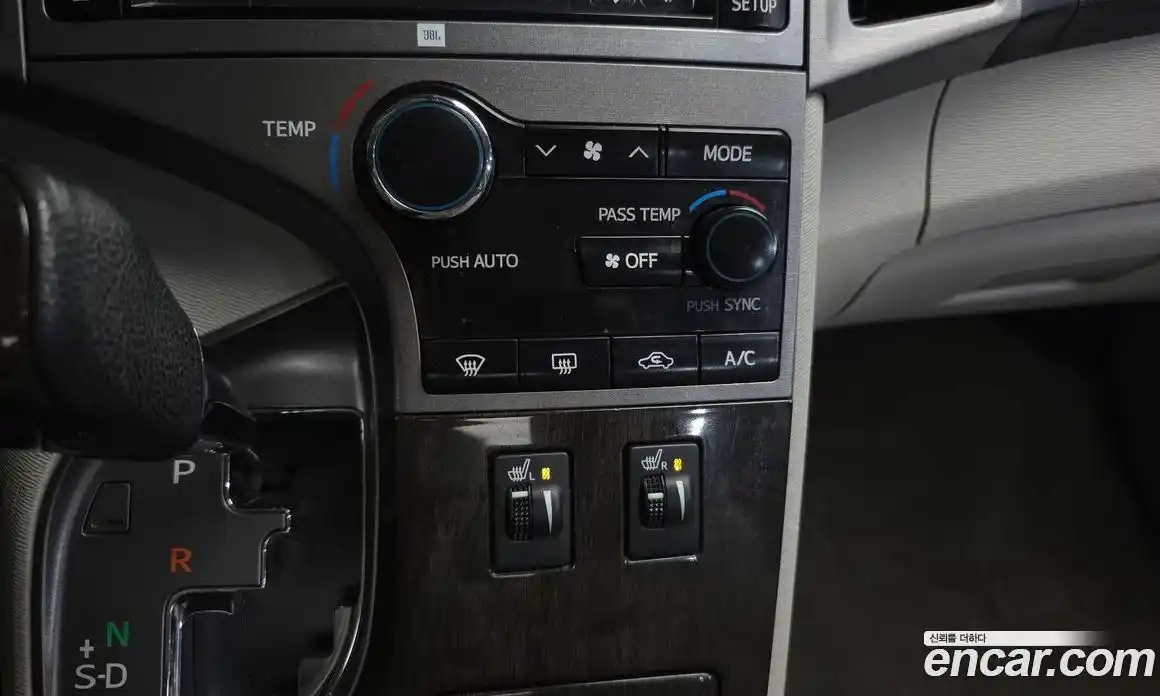 Toyota Venza 2013 3.5 гидро в Москве № 1424526, фото 17