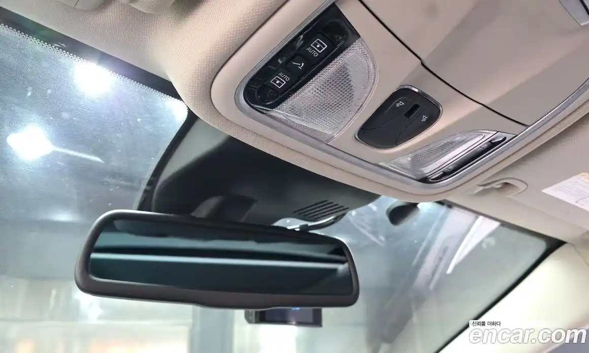 Chrysler 200 2015 2.4 гидро в Москве № 1425016, фото 16