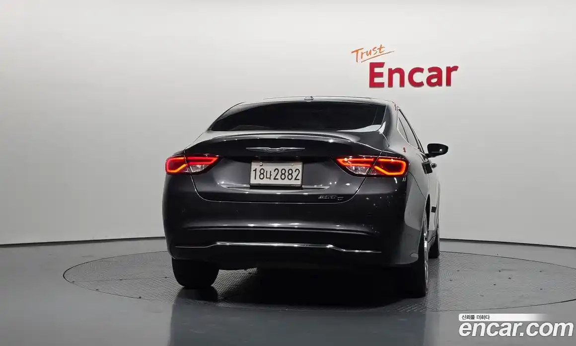Chrysler 200 2015 2.4 гидро в Москве № 1425016, фото 4