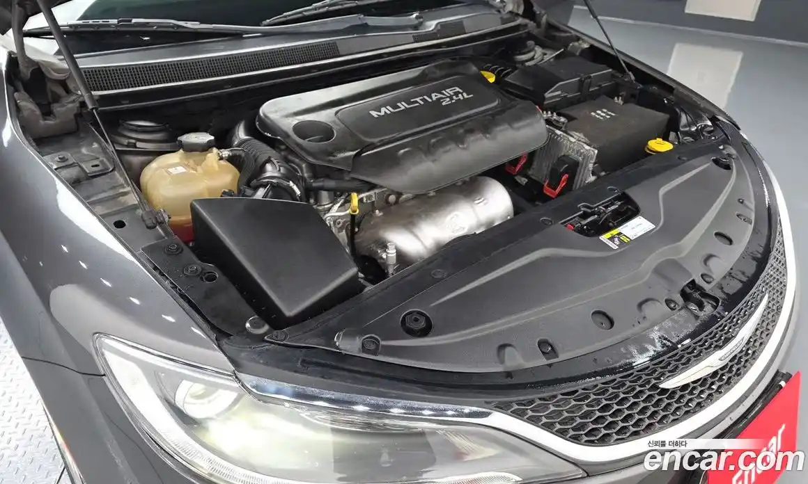 Chrysler 200 2015 2.4 гидро в Москве № 1425016, фото 6