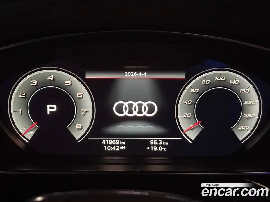 Audi A8 2021 4.0 гидро в Москве № 163977, фото 8