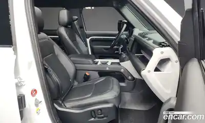 Land Rover Defender 2025 3.0 гидро в Москве № 198067, миниатюра 12