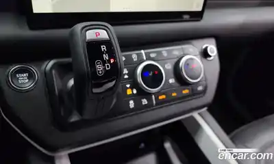 Land Rover Defender 2025 3.0 гидро в Москве № 198067, миниатюра 9