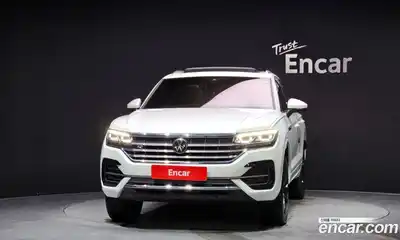 Volkswagen Touareg 2023 3.0 гидро в Москве № 199050, миниатюра 3
