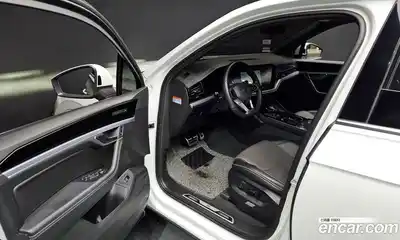 Volkswagen Touareg 2023 3.0 гидро в Москве № 199050, миниатюра 10