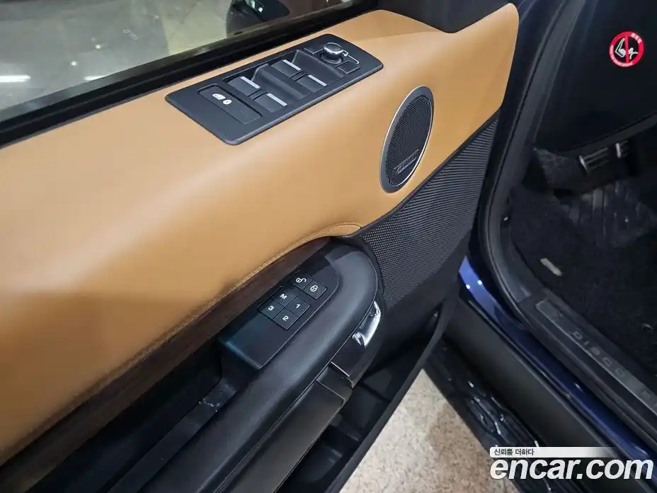 Land Rover Discovery 2017 3.0 гидро в Москве № 213634, фото 13