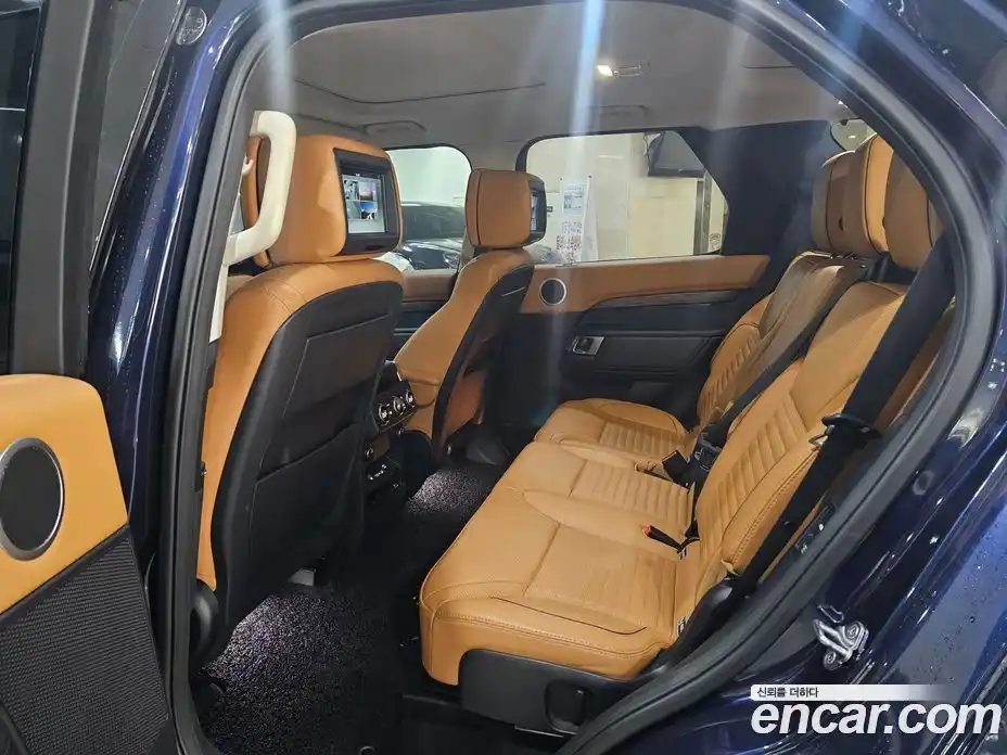 Land Rover Discovery 2017 3.0 гидро в Москве № 213634, фото 15