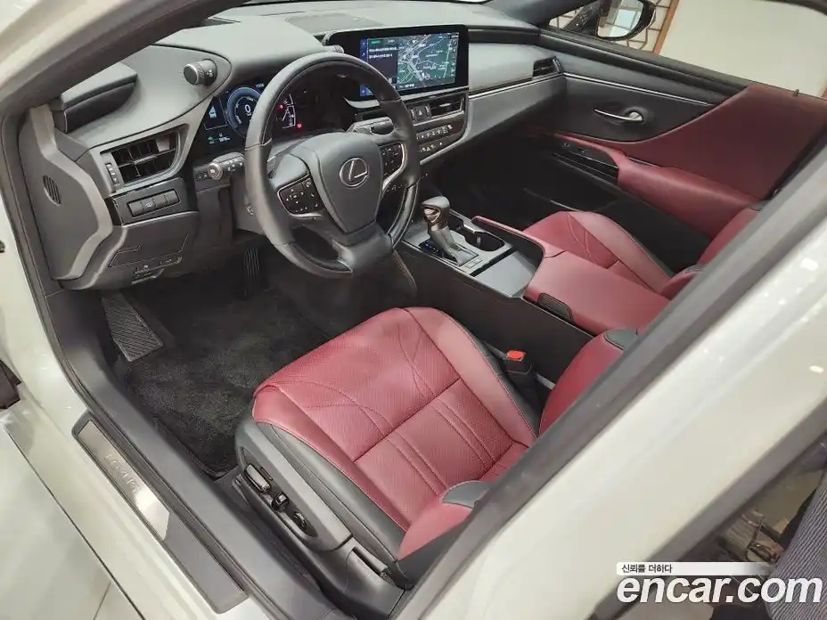 Lexus ES 2025 2.5 вариатор в Москве № 214739, фото 13