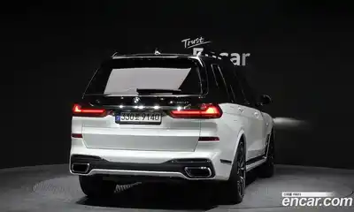 BMW X7 2021 3.0 гидро в Москве № 229227, миниатюра 4