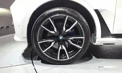 BMW X7 2021 3.0 гидро в Москве № 229227, миниатюра 5