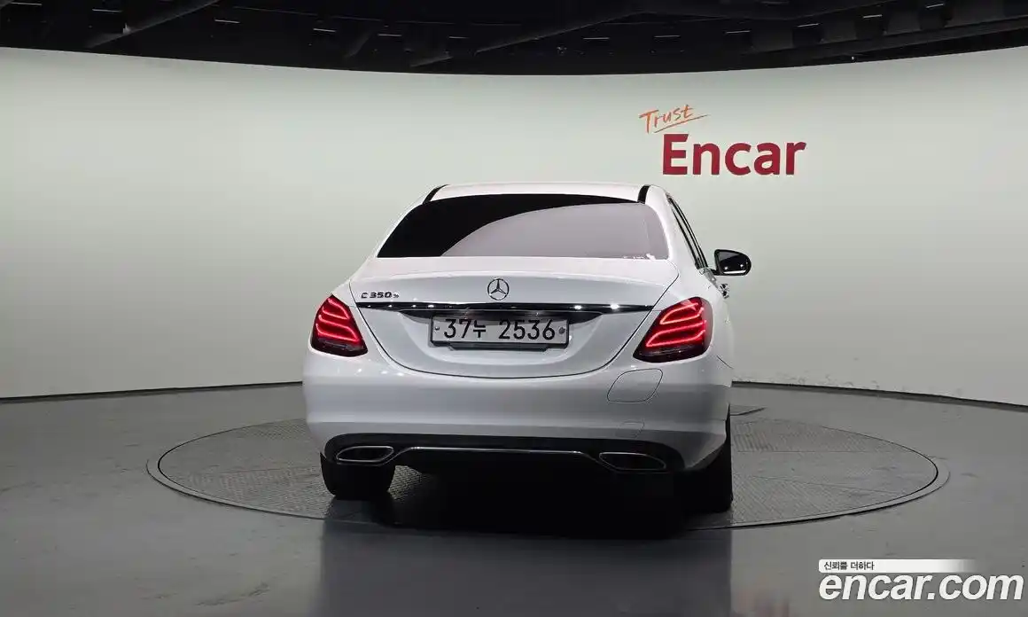 Mercedes-Benz C-Class 2018 2.0 гидро в Москве № 229614, фото 4
