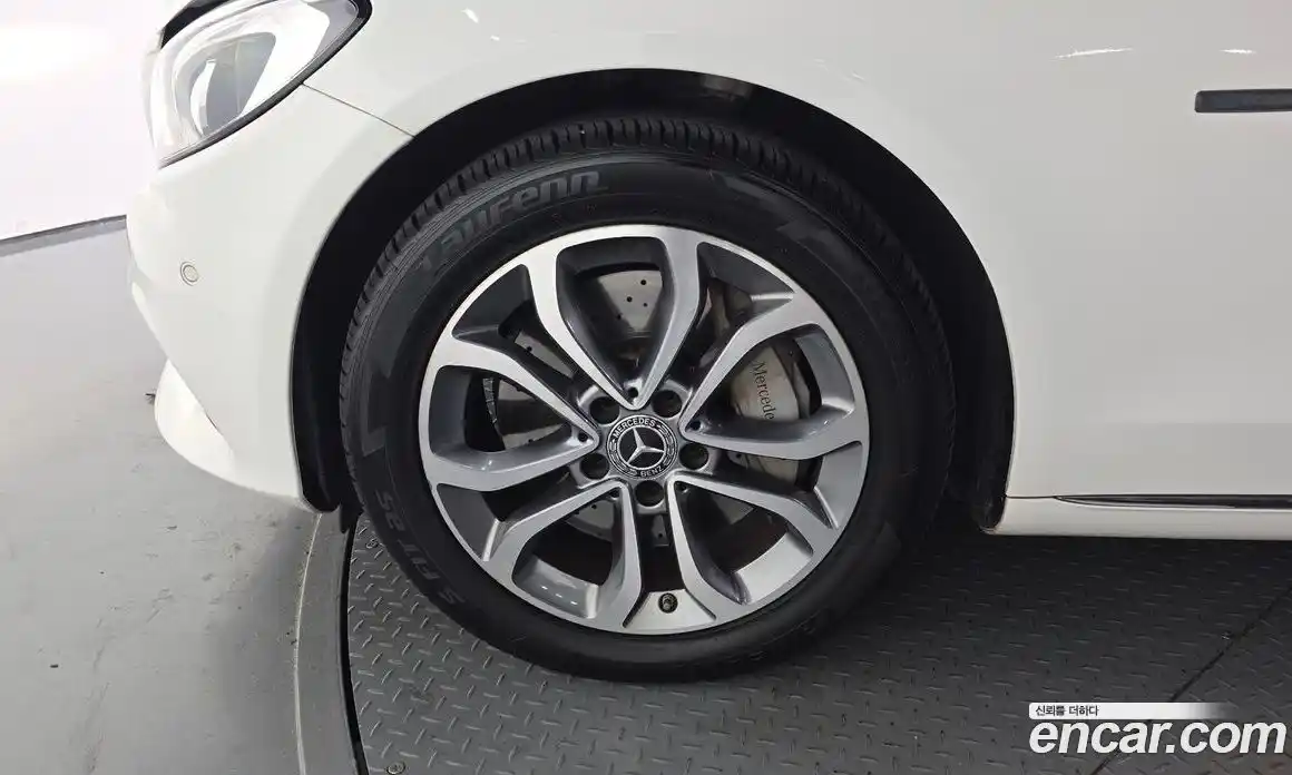 Mercedes-Benz C-Class 2018 2.0 гидро в Москве № 229614, фото 5