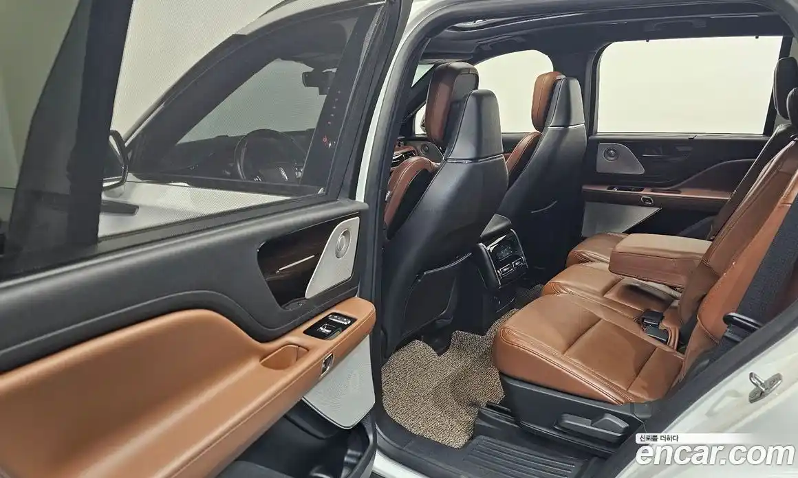 Lincoln Aviator 2020 3.0 гидро в Москве № 304217, фото 11