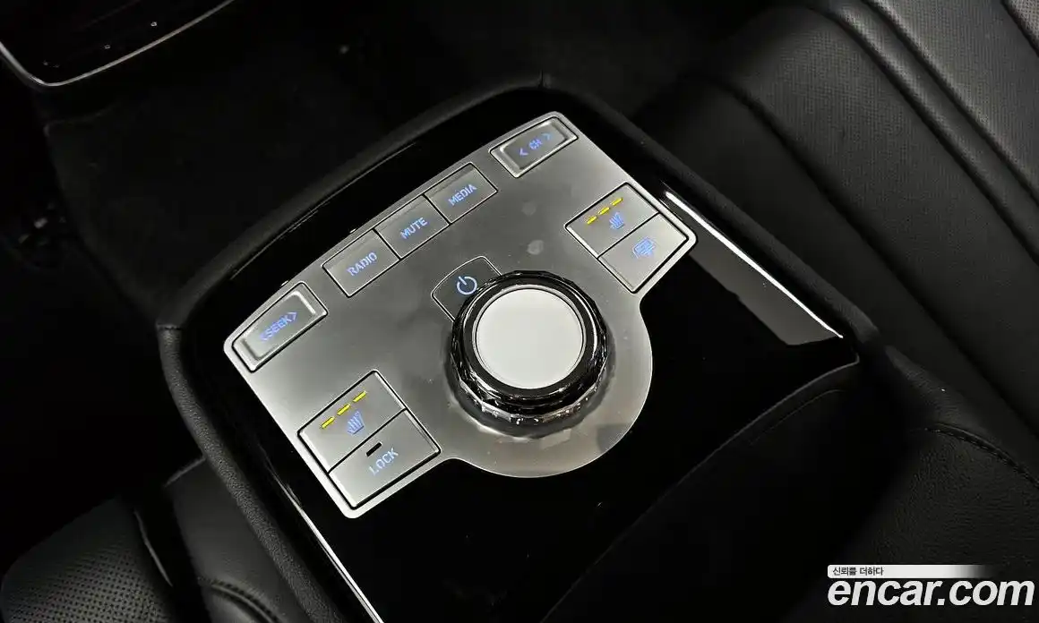 Genesis G80 2024 2.5 гидро в Москве № 614570, фото 19