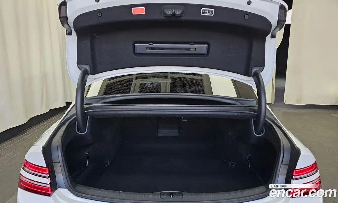 Genesis G80 2024 2.5 гидро в Москве № 614570, фото 20