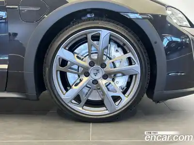 Porsche Taycan 2025 гидро в Москве № 824456, миниатюра 6