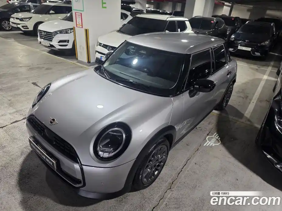 Mini Cooper 2025 2.0 гидро в Москве № 861682, фото 18