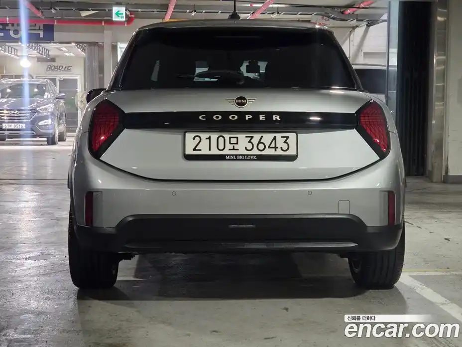 Mini Cooper 2025 2.0 гидро в Москве № 861682, фото 4