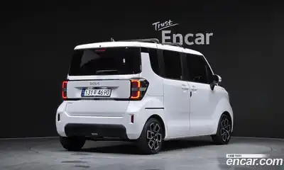 Kia Ray 2023 1.0 гидро в Москве № 1399462, миниатюра 2