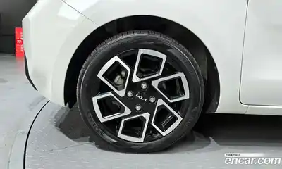Kia Ray 2023 1.0 гидро в Москве № 1399462, миниатюра 5