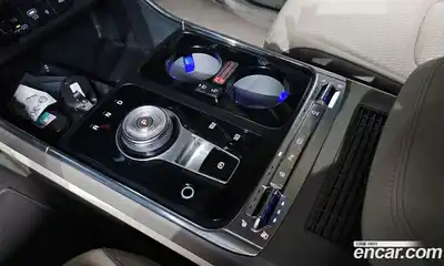 Kia Canival 2024 1.6 гидро в Москве № 1399475, миниатюра 9