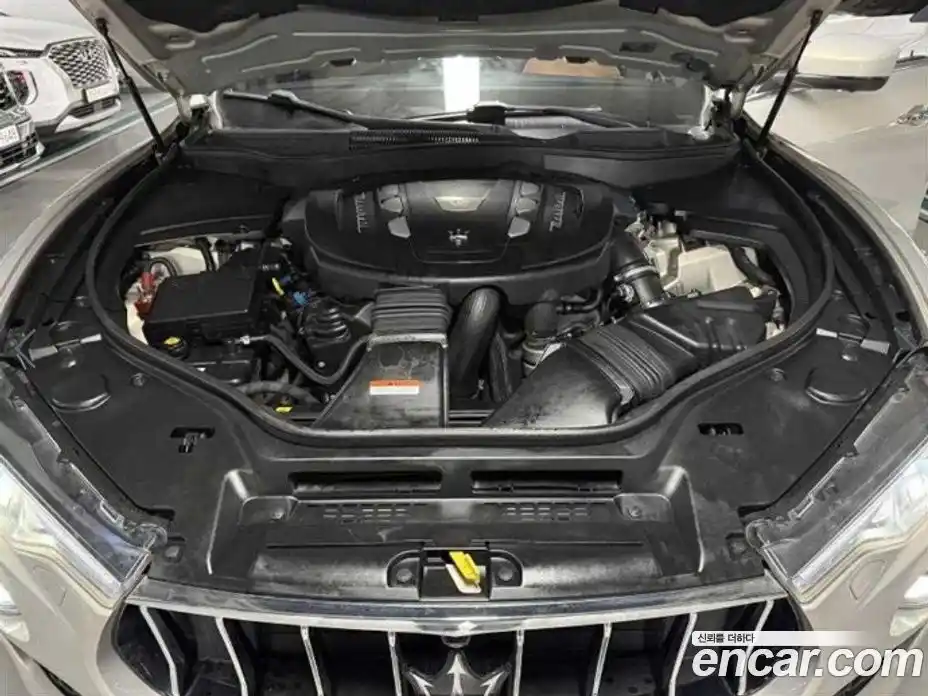 Maserati Levante 2017 3.0 гидро в Москве № 1399595, фото 5