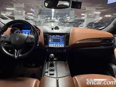 Maserati Levante 2017 3.0 гидро в Москве № 1399595, миниатюра 7