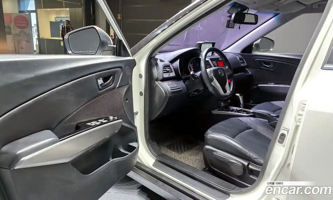 SsangYong TIBOLI 2015 1.6 гидро в Москве № 1400497, фото 10