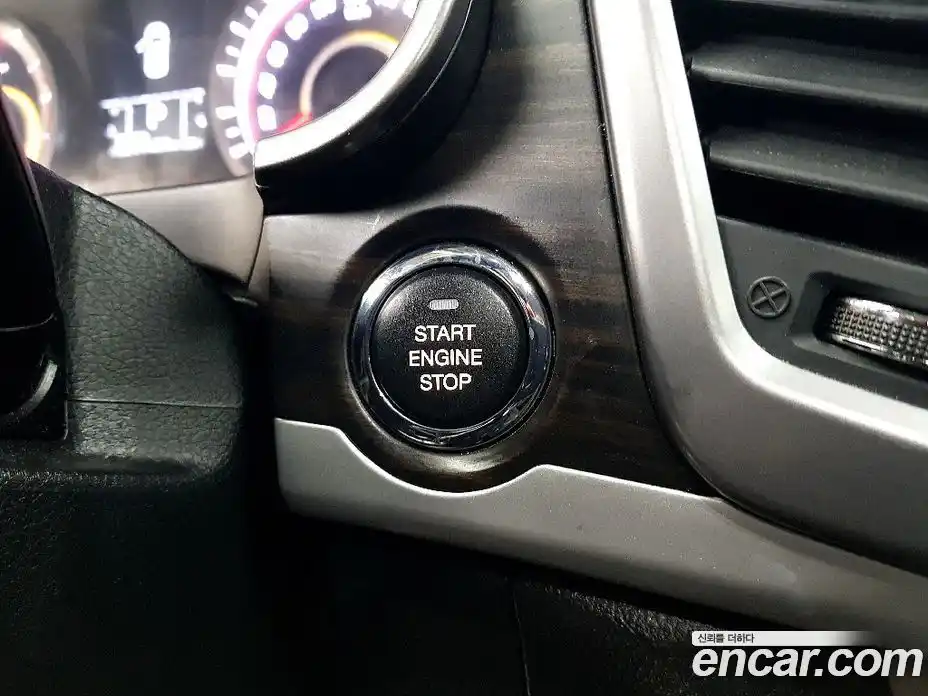 SsangYong Korando 2016 2.2 гидро в Москве № 1400561, фото 17