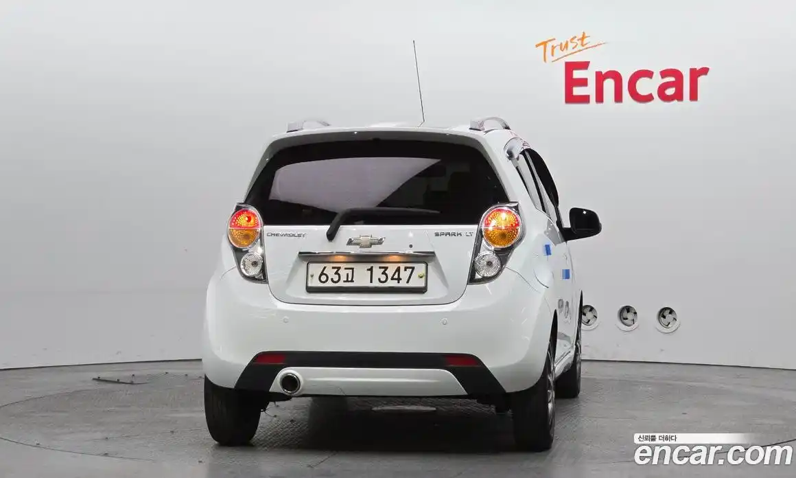 Chevrolet Spark 2012 1.0 гидро в Москве № 1401165, фото 4