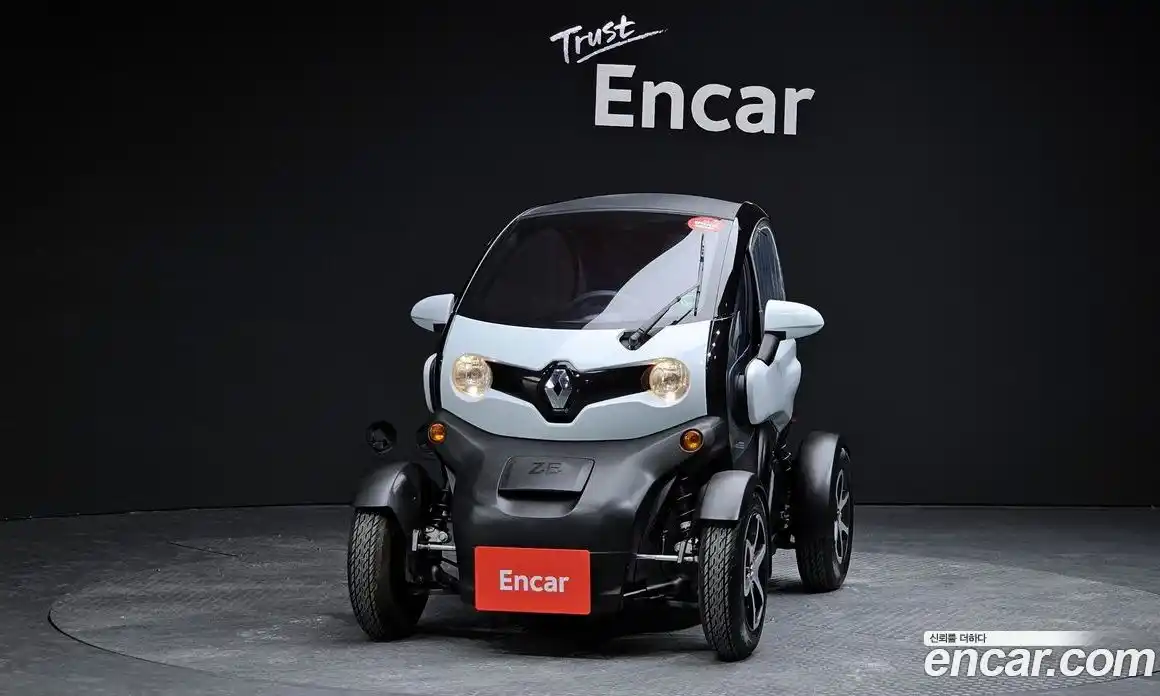 Renault Twizy 2017 0.1 гидро в Москве № 1402156, фото 3