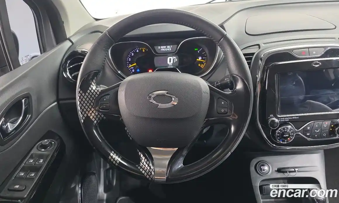 Renault QM3 2016 1.5 гидро в Москве № 1402803, фото 15