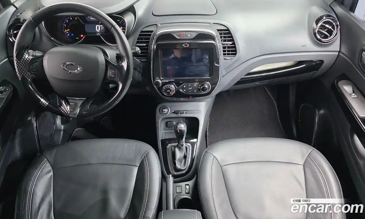 Renault QM3 2016 1.5 гидро в Москве № 1402803, фото 7