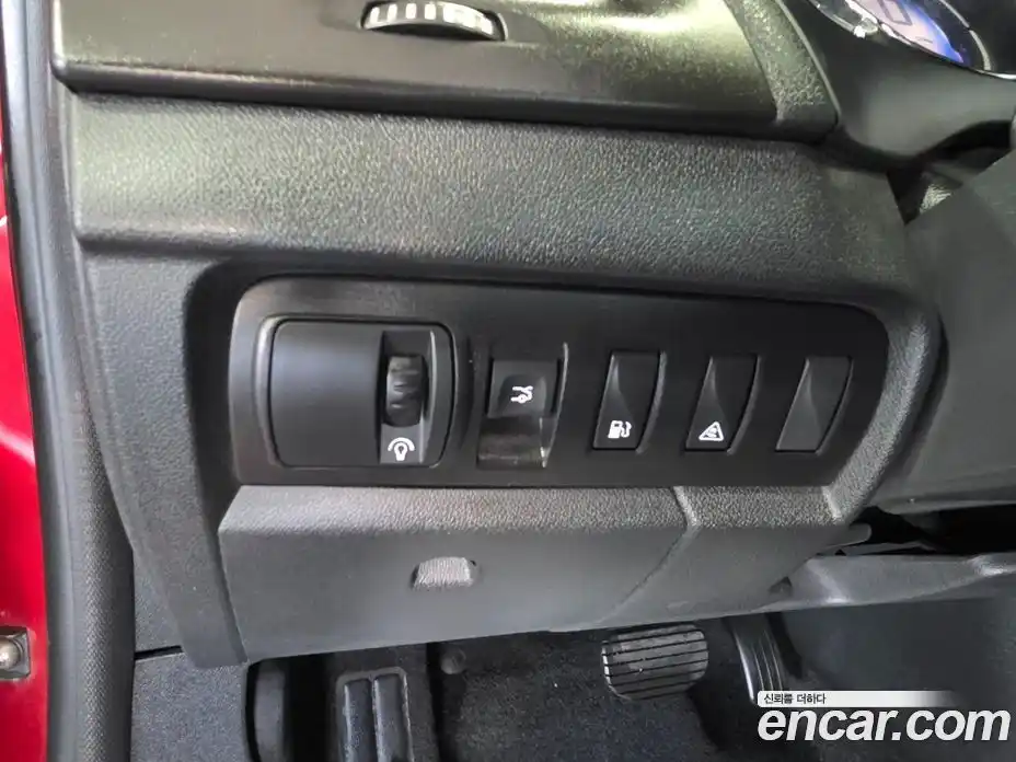 Renault SM3 2014 1.6 гидро в Москве № 1403166, фото 11
