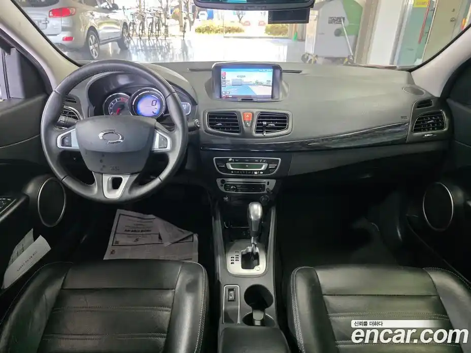 Renault SM3 2014 1.6 гидро в Москве № 1403166, фото 20