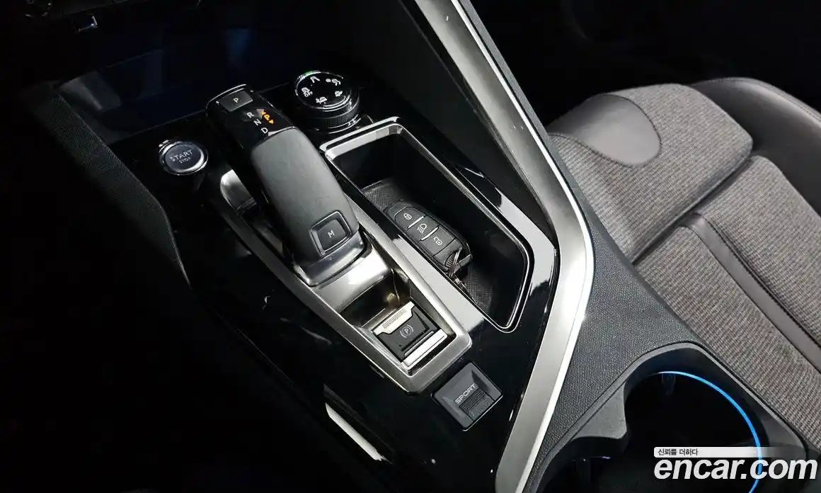 Peugeot 3008 2018 1.6 гидро в Москве № 1403179, фото 9