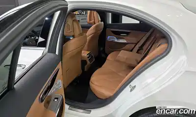 Mercedes-Benz E-Class 2024 2.0 гидро в Москве № 1403303, миниатюра 11