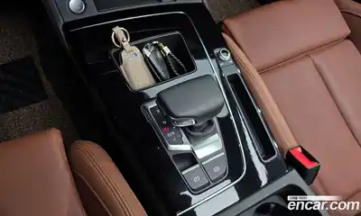 Audi Q5 2024 2.0 гидро в Москве № 1404038, миниатюра 9