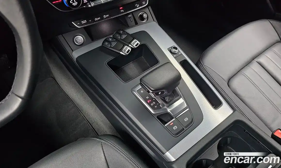 Audi Q5 2023 2.0 гидро в Москве № 1404056, фото 9