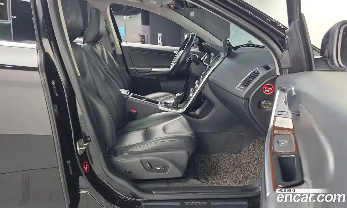 Volvo XC60 2017 2.0 гидро в Москве № 1404713, фото 11