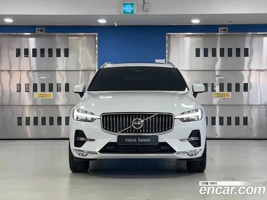 Volvo XC60 2025 2.0 гидро в Москве № 1404777, фото 3