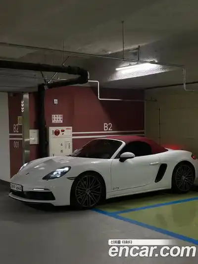 Porsche 718, 2018