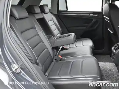 Volkswagen Tiguan 2020 2.0 гидро в Москве № 1405679, миниатюра 12