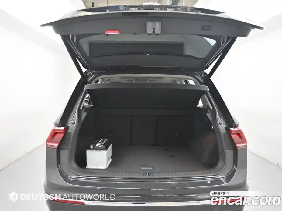 Volkswagen Tiguan 2020 2.0 гидро в Москве № 1405679, фото 19