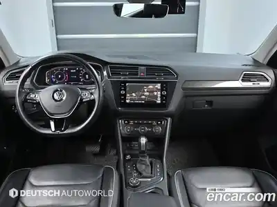Volkswagen Tiguan 2020 2.0 гидро в Москве № 1405679, миниатюра 7