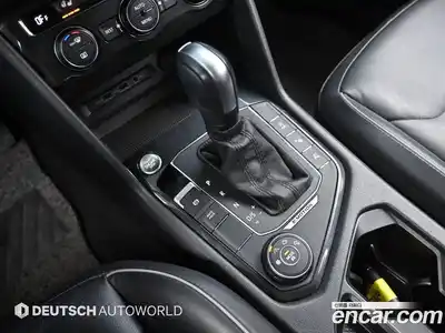 Volkswagen Tiguan 2020 2.0 гидро в Москве № 1405679, миниатюра 9